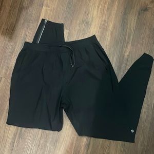 Lululemon surge jogger